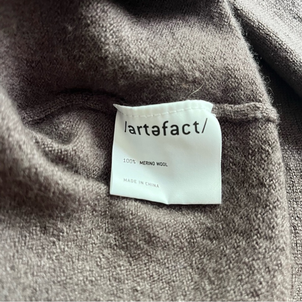 Artefact Merino Wool Crew Neck Sweater in Dark Purple size‎ medium - Picture 8 of 9
